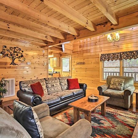 Cabin With Hot Tub About 2 Mi To Island In Pigeon Forge! Екстер'єр фото