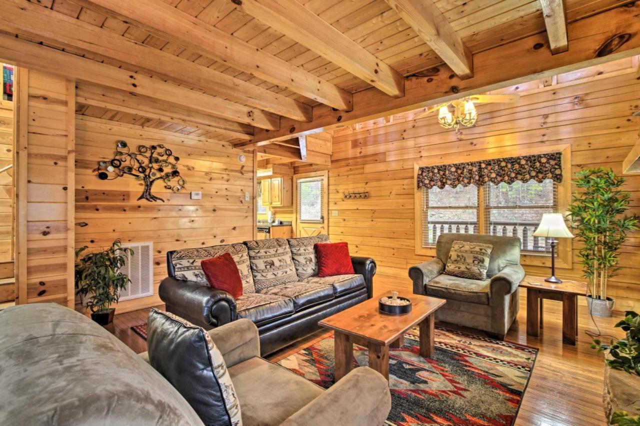 Cabin With Hot Tub About 2 Mi To Island In Pigeon Forge! Екстер'єр фото