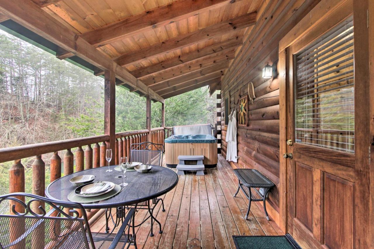 Cabin With Hot Tub About 2 Mi To Island In Pigeon Forge! Екстер'єр фото