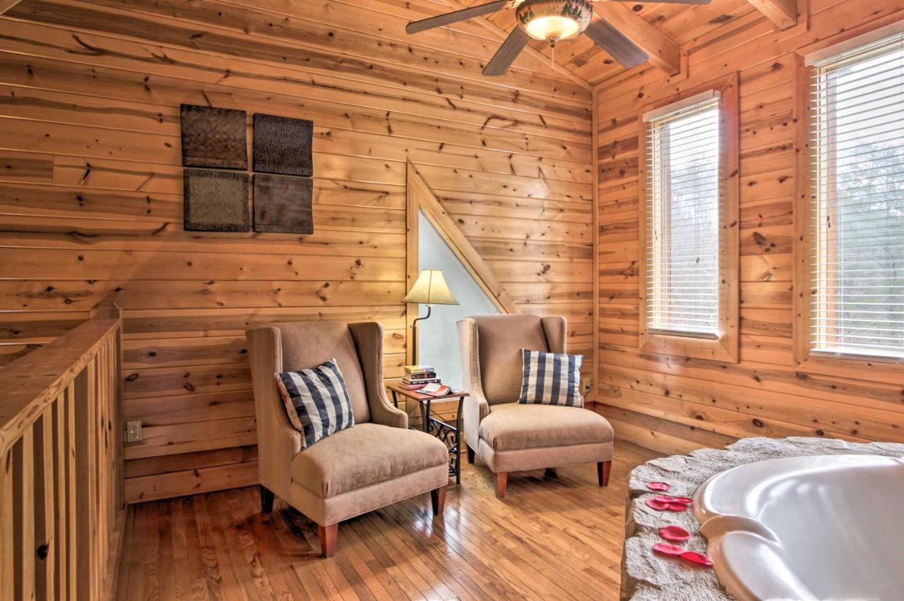 Cabin With Hot Tub About 2 Mi To Island In Pigeon Forge! Екстер'єр фото