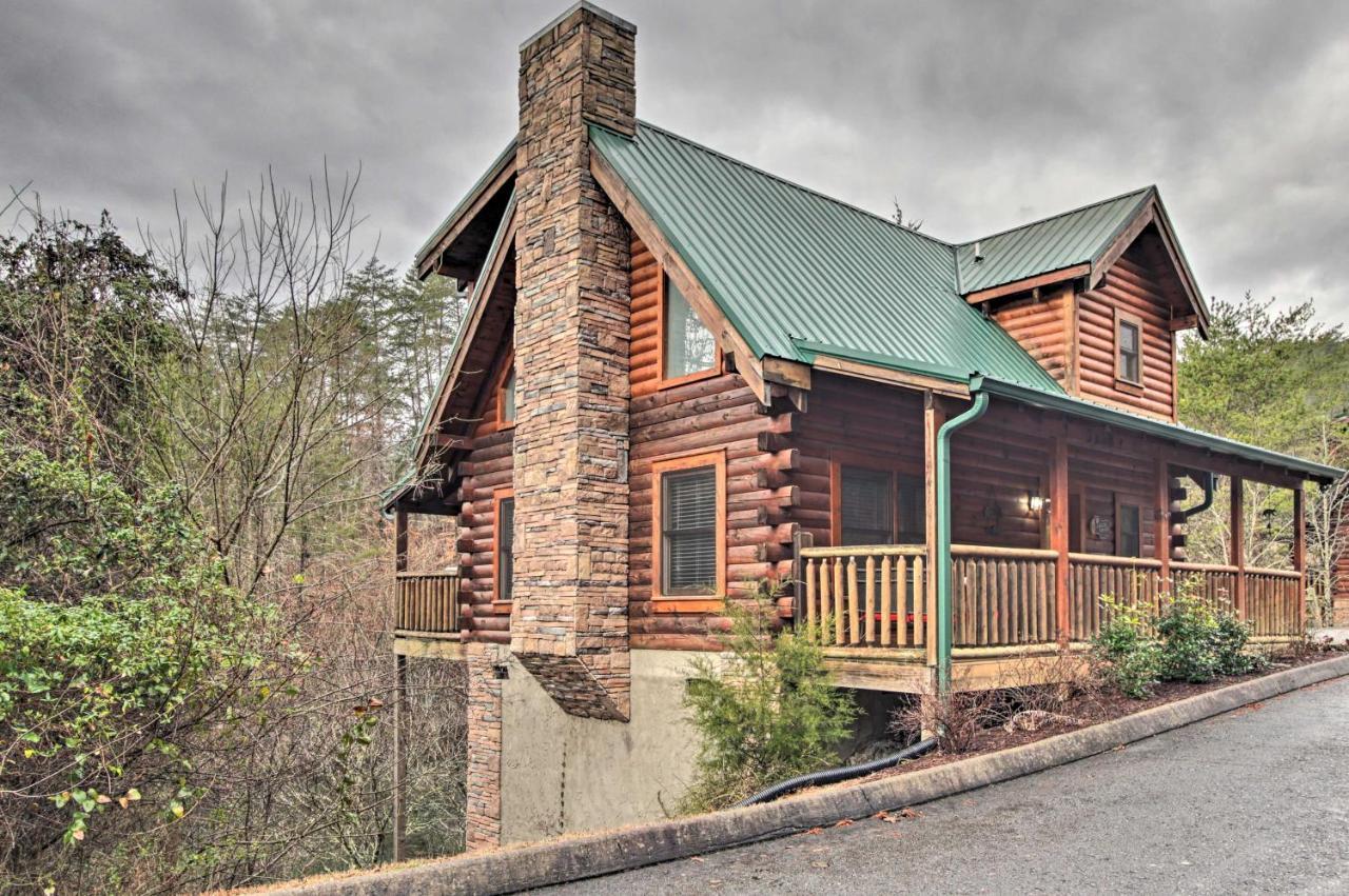 Cabin With Hot Tub About 2 Mi To Island In Pigeon Forge! Екстер'єр фото